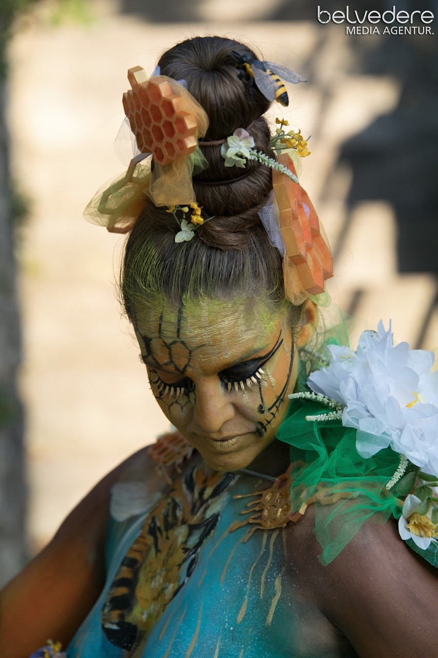 QueenBee Portrait.jpg